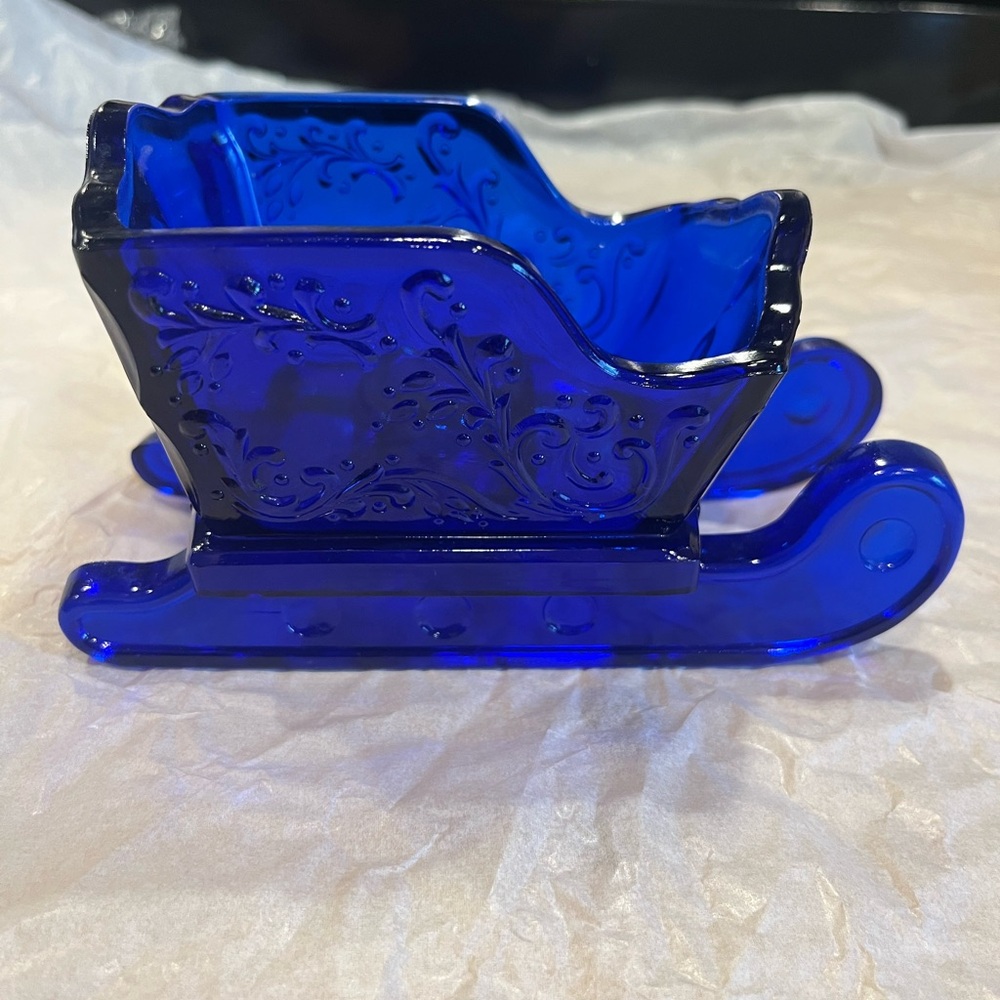 Blue Boyd Glass Sleigh